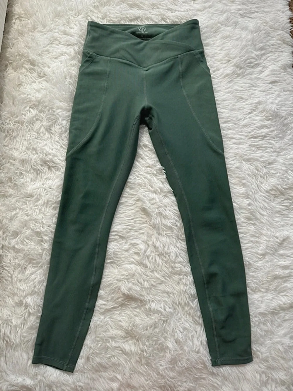 High-Waist Olive Green Women’s Leggings